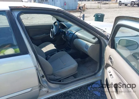 2004 Nissan Sentra 1.8S z USA, uszkodzony, nr VIN 3N1CB51DX4L890122
